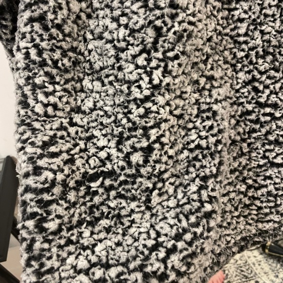 J. America wubby fleece quarter-zip pullover - Picture 5 of 6